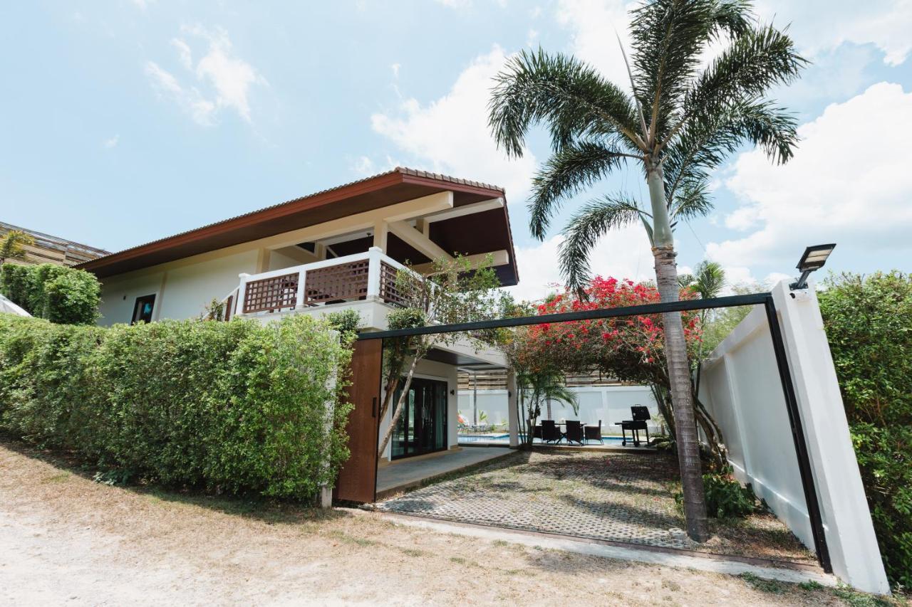 Cliff Haven Villa Krabi Ao Nang Exterior photo